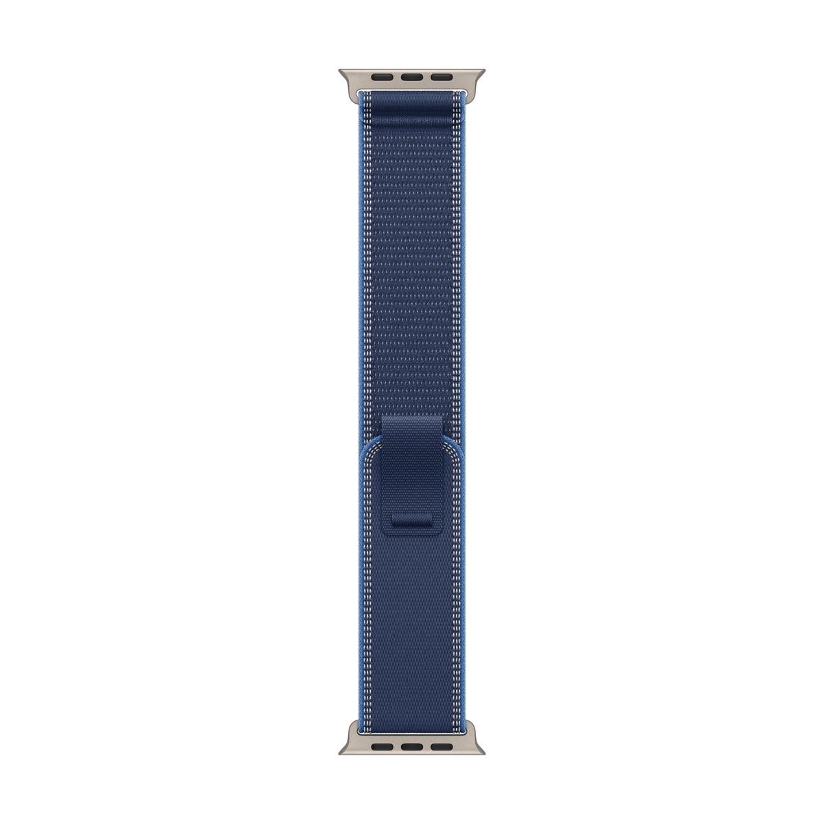 Apple Watch Ultra 3 (2025), 49 мм корпус из титана цвета «Natural», ремешок Trail Loop размера S/M цвета «Blue/Bright Blue»